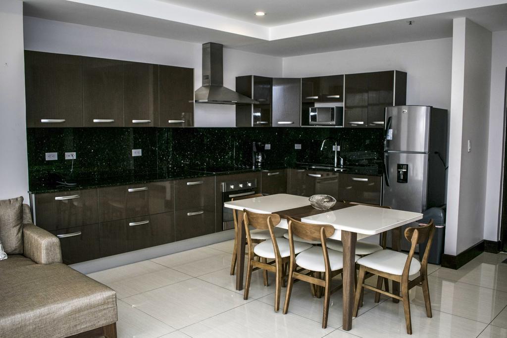 Torres Del Lago Suites And Apartments San José Extérieur photo