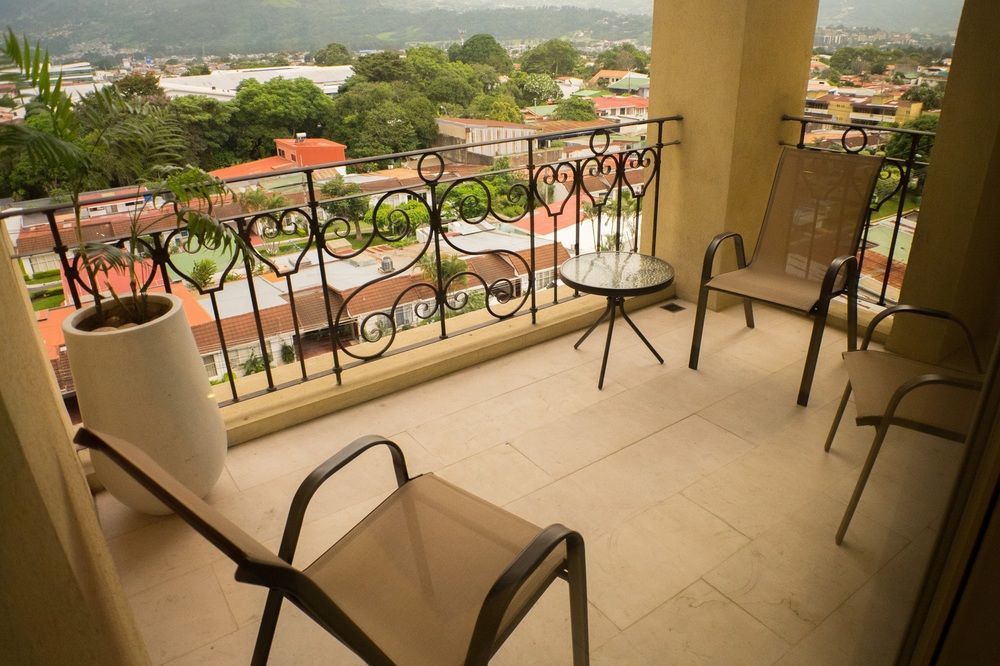 Torres Del Lago Suites And Apartments San José Extérieur photo
