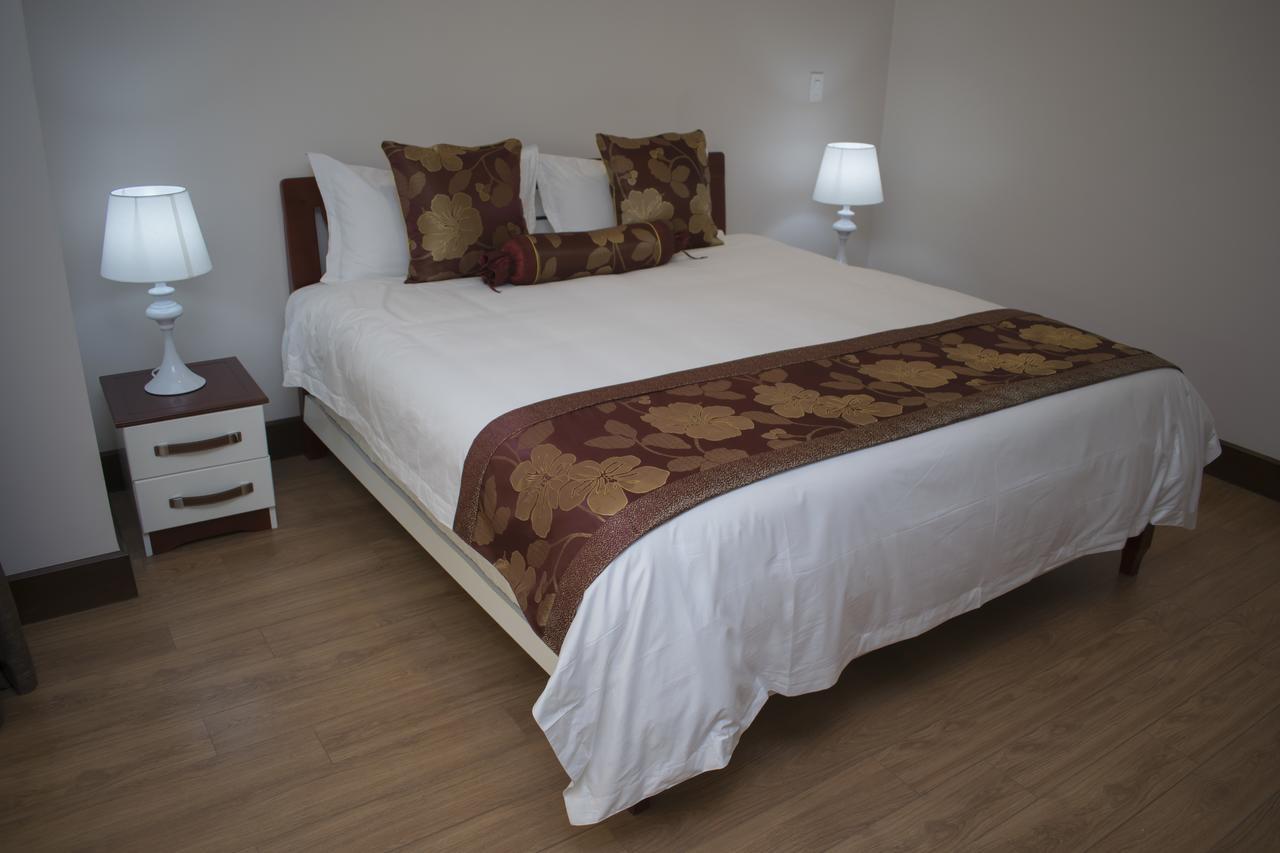 Torres Del Lago Suites And Apartments San José Extérieur photo