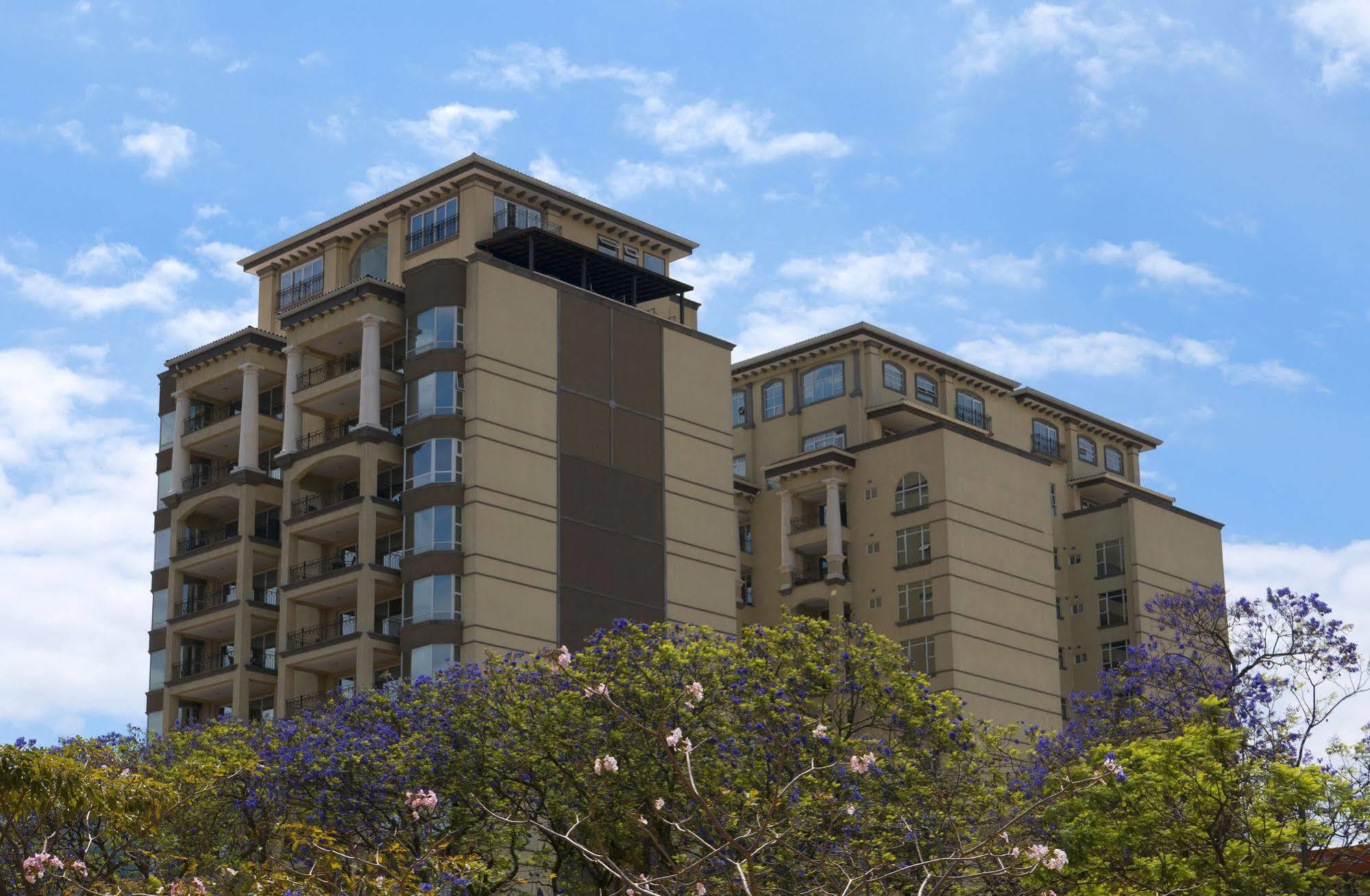Torres Del Lago Suites And Apartments San José Extérieur photo