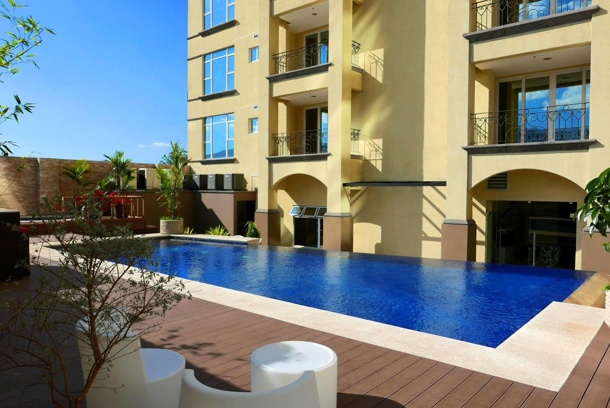 Torres Del Lago Suites And Apartments San José Extérieur photo