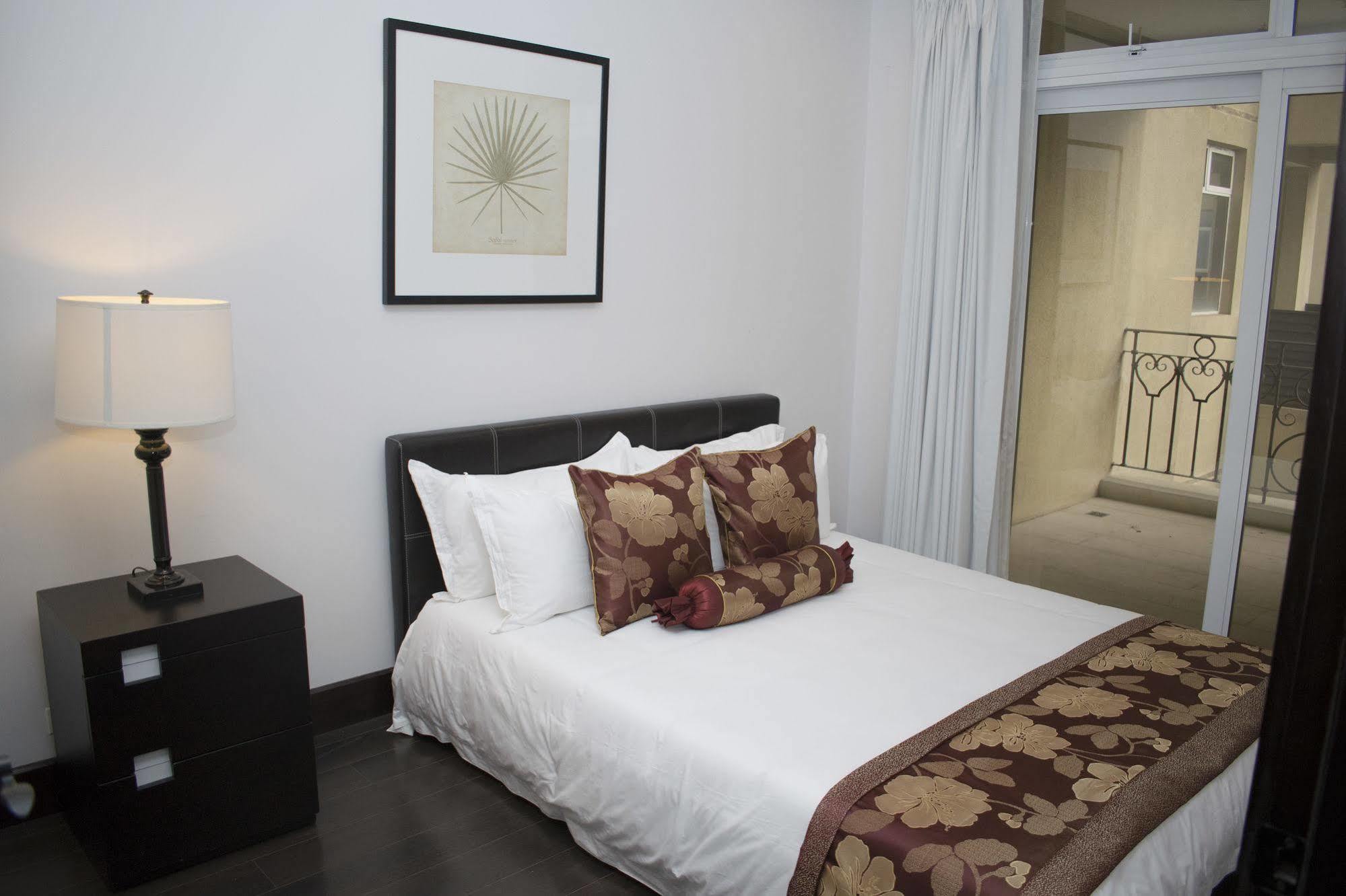 Torres Del Lago Suites And Apartments San José Extérieur photo