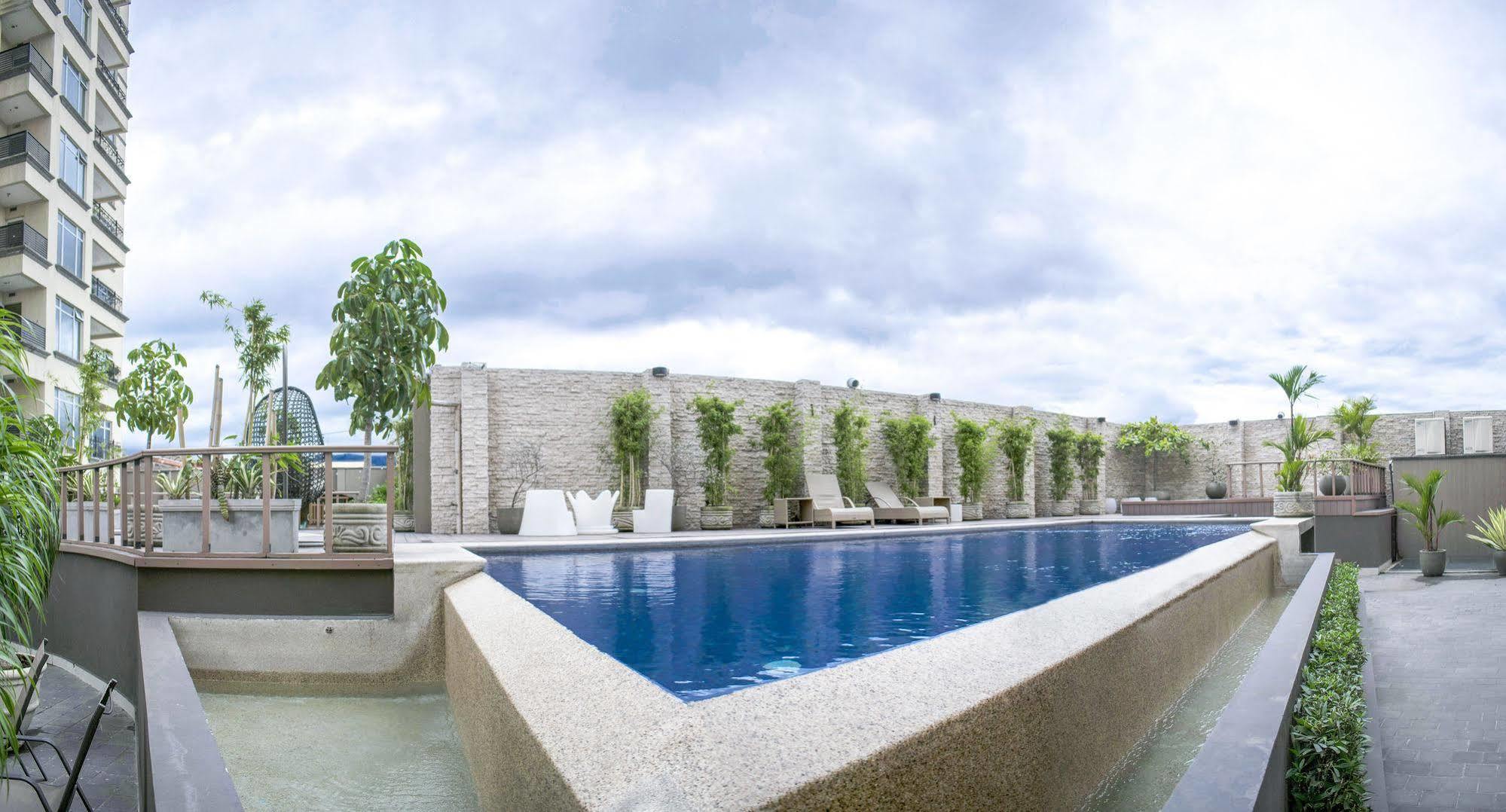 Torres Del Lago Suites And Apartments San José Extérieur photo