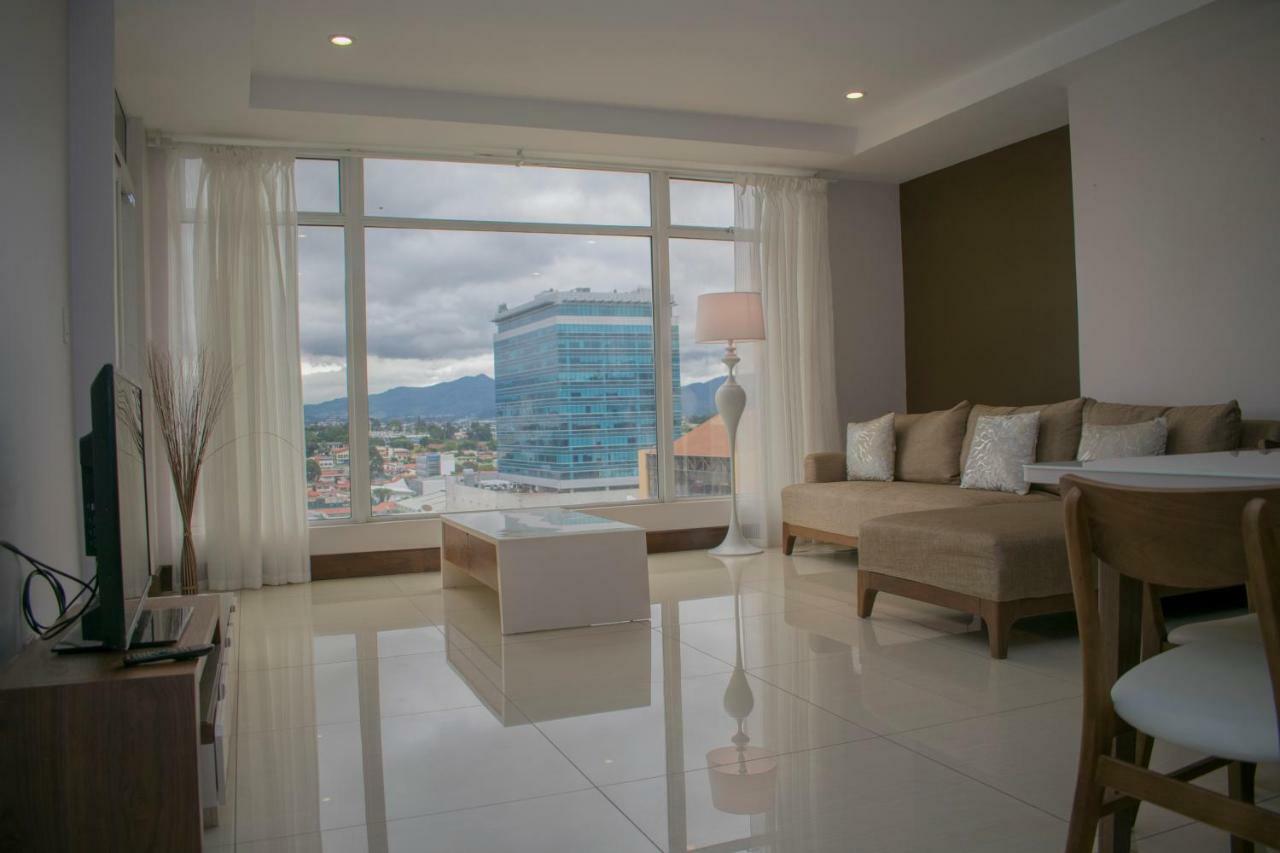 Torres Del Lago Suites And Apartments San José Extérieur photo