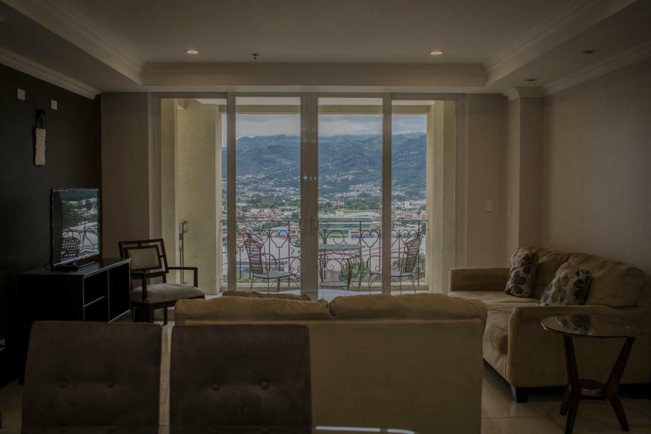 Torres Del Lago Suites And Apartments San José Extérieur photo