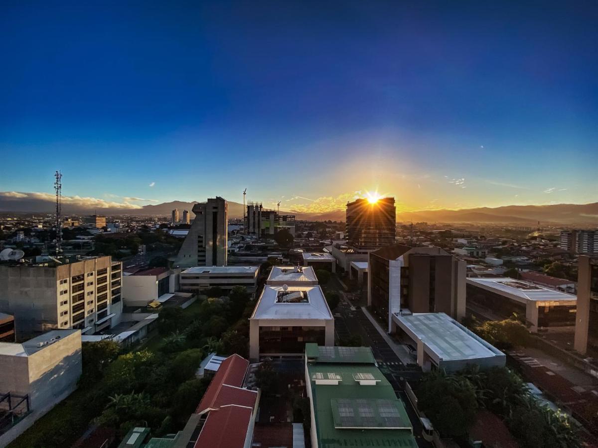Torres Del Lago Suites And Apartments San José Extérieur photo